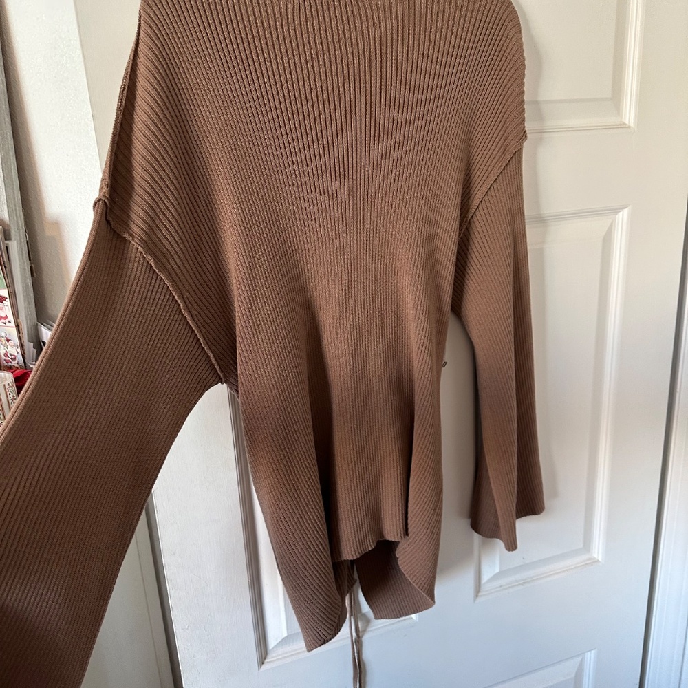 Free People Beach Brig Tie Sweater. NWOT. - Picture 4 of 6